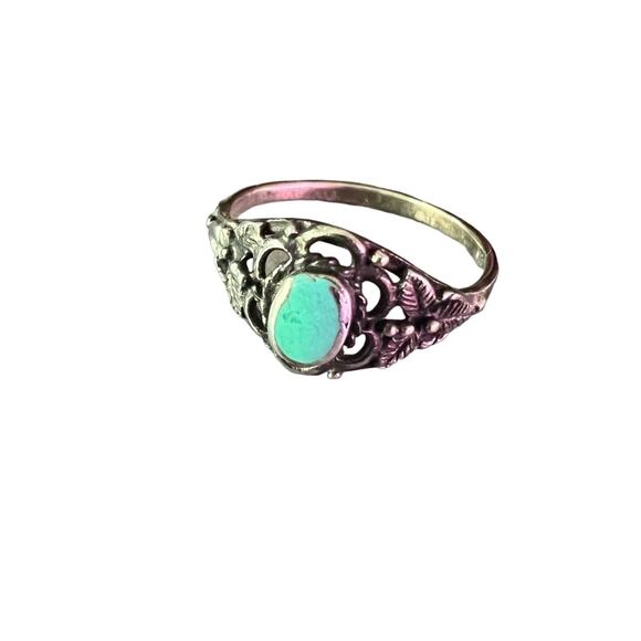 925 Sterling Silver Ring Size 5.5 - Picture 1 of 7